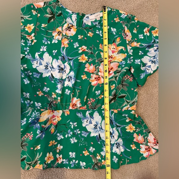 Loft floral blouse with peplum - Picture 9 of 11